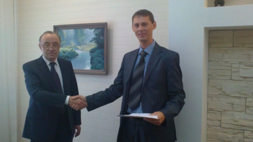 В сентябре 2011 года заключен договор с ООО Научно-производственная фирма «Нэксис» (Пермь) на поставку скоростного барабанного гранулятора для производства кальциевой селитры