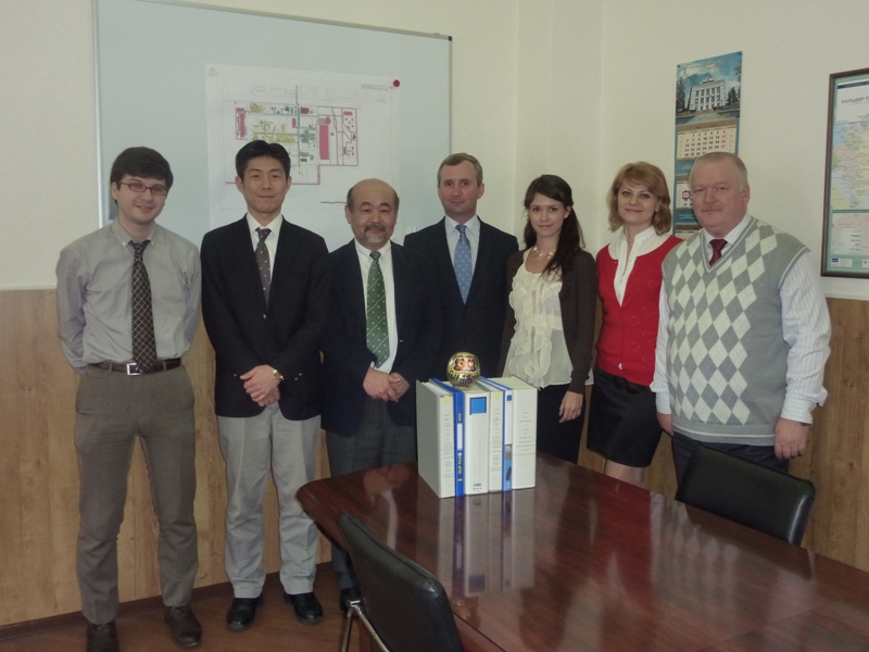 12 апреля был подписан договор между ОАО «НИИК» и компанией Sojitz (Япония) на проектирование объектов производства карбамида в г. Менделеевске (Татарстан)