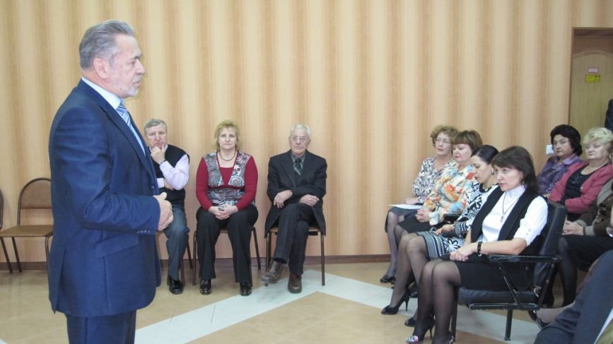 24 ноября ОАО «НИИК» посетил мэр города Виктор Сопин