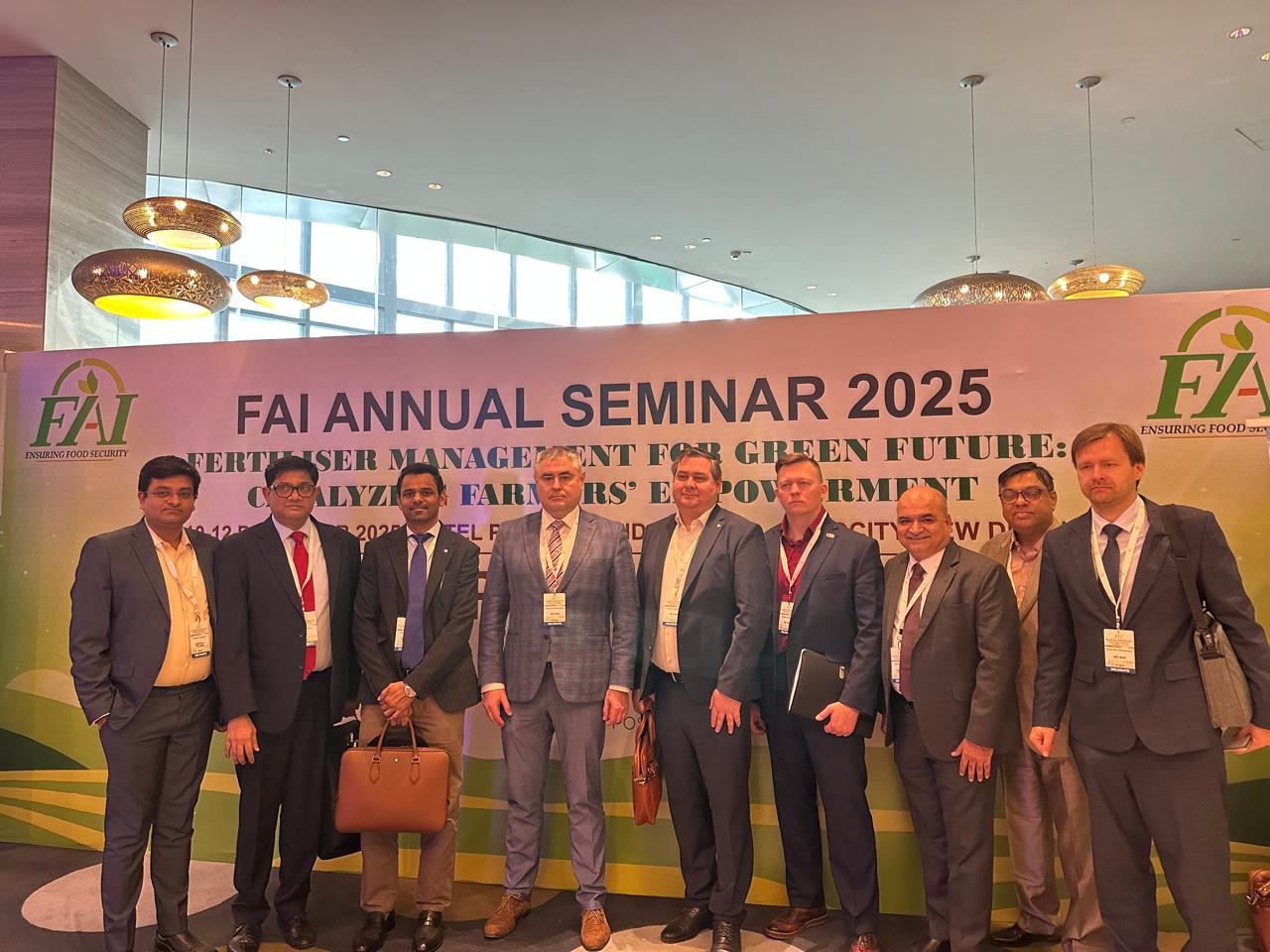 Управление удобрениями для «зеленого» будущего: в Индии обсудили тенденции развития отрасли минеральных удобрений 