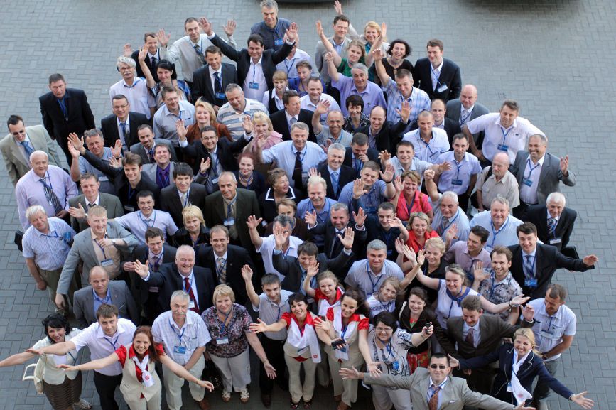 4-6 июня 2013 года в Нижнем Новгороде на базе «Маринс Парк Отель» ОАО «НИИК» провел 7-ю международную научно-практическую конференцию «Карбамид-2013», посвященную новым разработкам института и реализованным проектам.